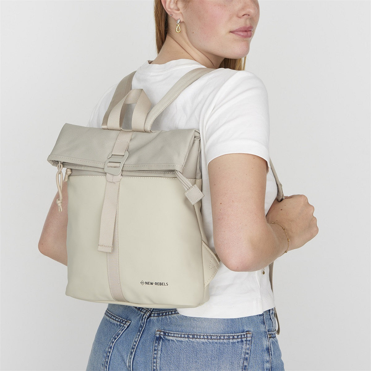 New Rebels Bruce Roll Up Rolltop City Rucksack Los Angeles wasserabweisend Beige